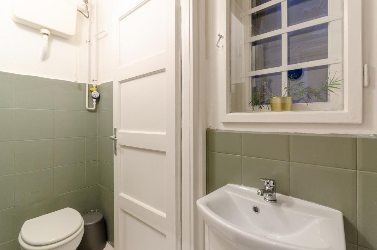 Cosy Apartment In Central District. Budapest Esterno foto